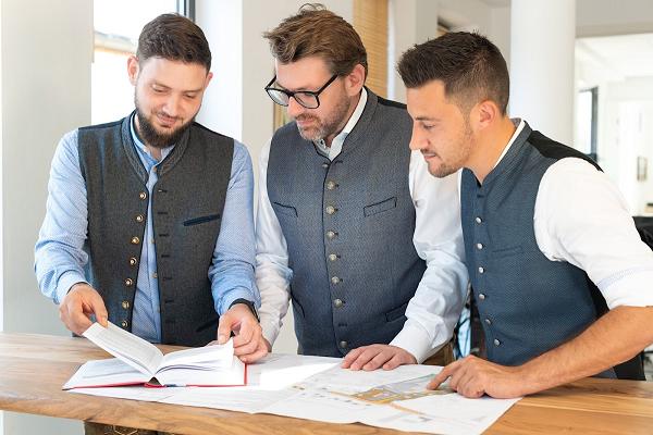 Dekra zert. Sachverständiger - Gutachter | Immobilienbewertung Samerberg