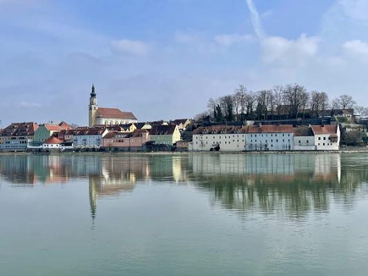 IMMOBILIEN-Kanzlei Dr. N. König & R. Mayrhofer