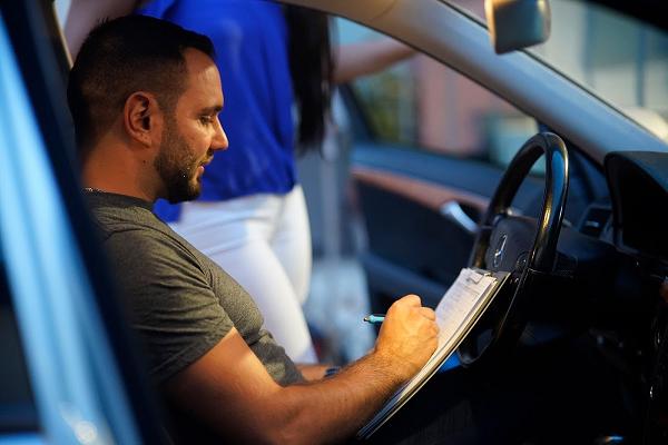 Gutachter Baden - KFZ- Sachverständiger Pascal Kölmel