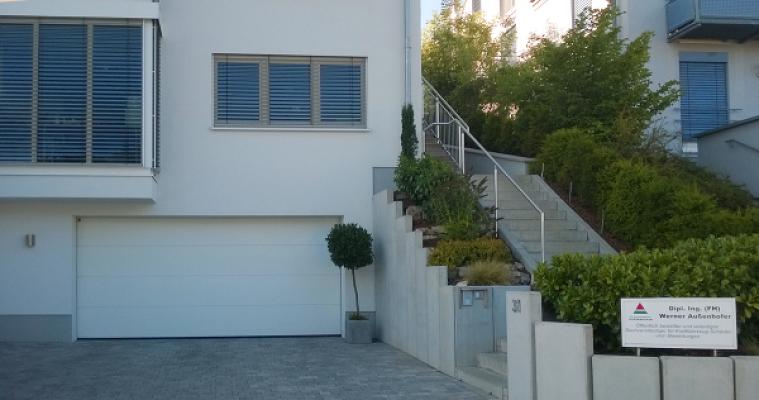 Dipl.-Ing.(FH) Werner Aussenhofer Kfz.-Sachverständigenbüro