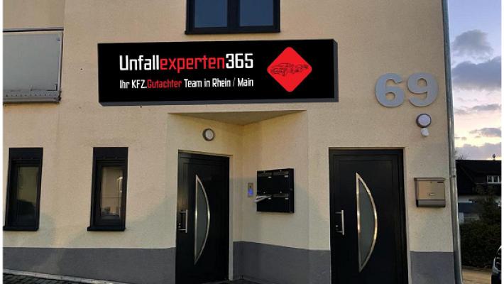 Unfallexperten365 / Ihr KFZ - Gutachter Bad Vilbel - Sachverständiger Team in Rhein / Main