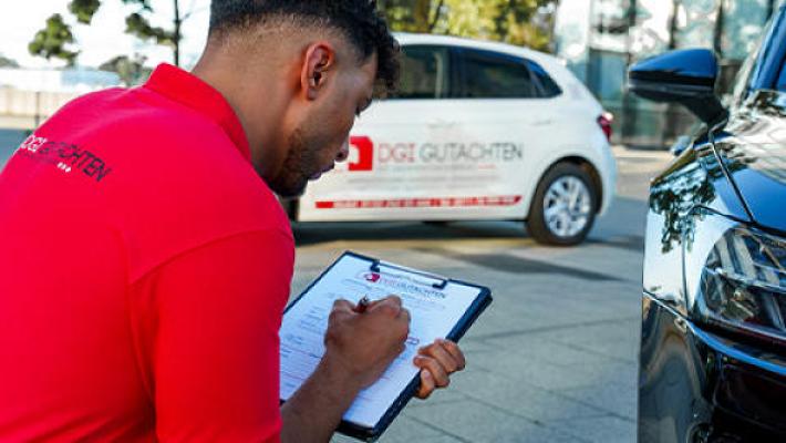 🚗 DGI Gutachten - KFZ Gutachter & Sachverständiger Düsseldorf
