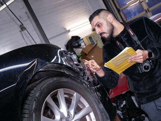 Gutachter247.NRW - Ihr zuverlässiger KFZ Gutachter aus Düsseldorf