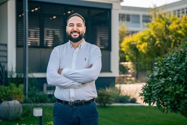 ö.b.u.v. Sachverständiger und Gutachter der Gebäudereinigung | Amir Saad