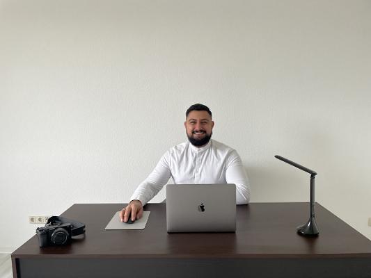 KFZ-Gutachter Ömer Yilmaz
