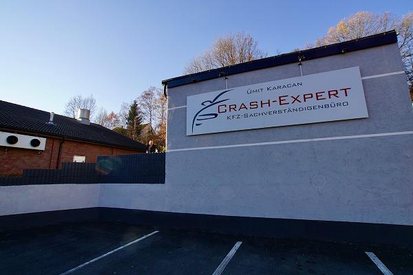 Kfz-Sachverständigenbüro • Crash-Expert