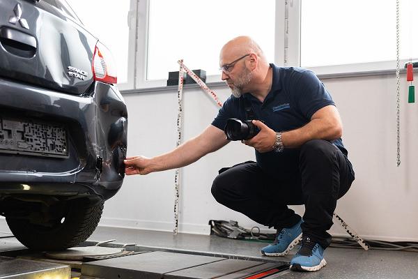 CrashProfi KFZ Gutachter - Sachverständiger Steffen Weh-Schuldt