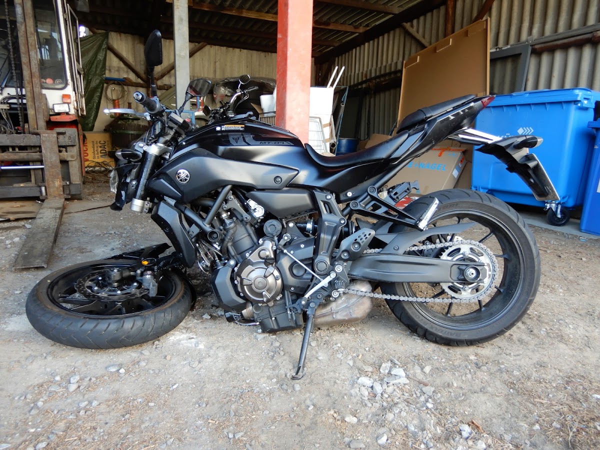 6832722fca697