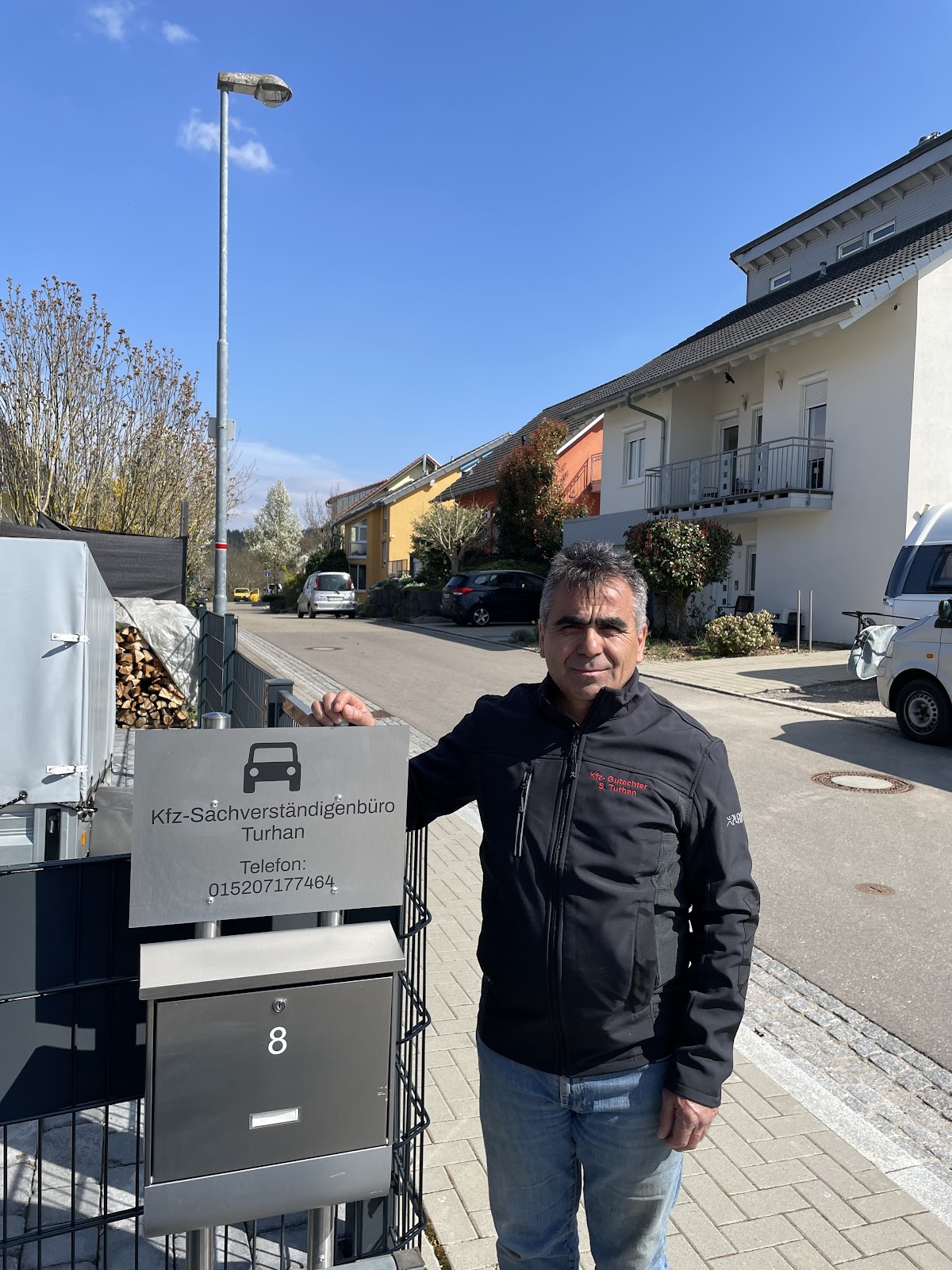6832747b5628e
